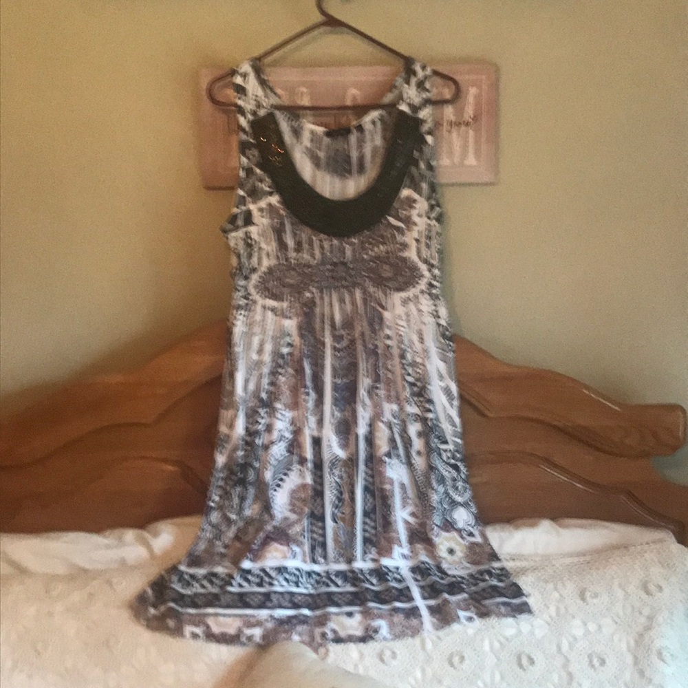 Women’s dress